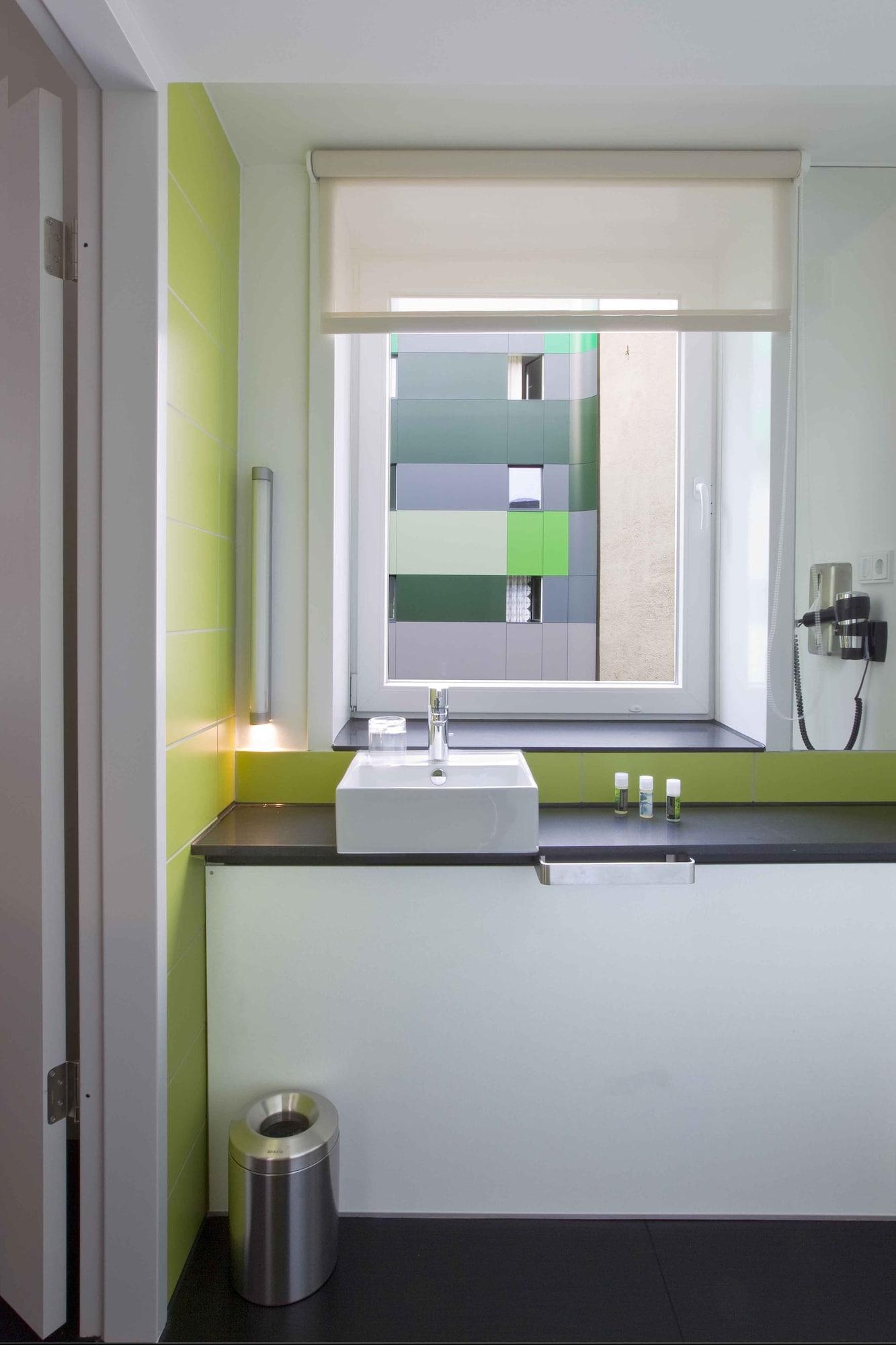 Hotel Gat Point Charlie Berlin Bagian luar foto