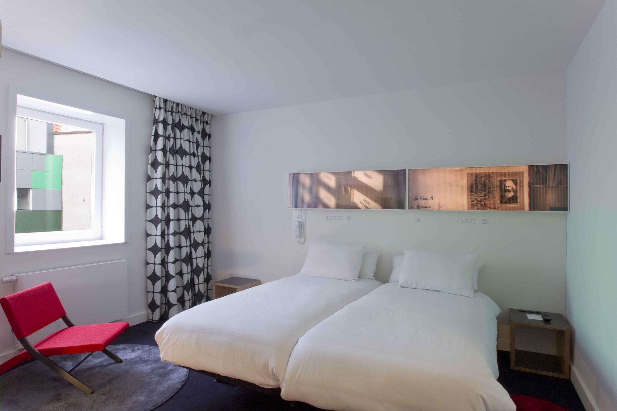 Hotel Gat Point Charlie Berlin Ruang foto