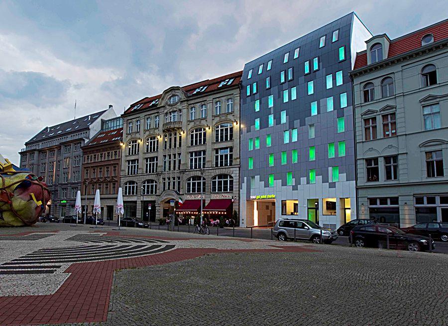 Hotel Gat Point Charlie Berlin Bagian luar foto