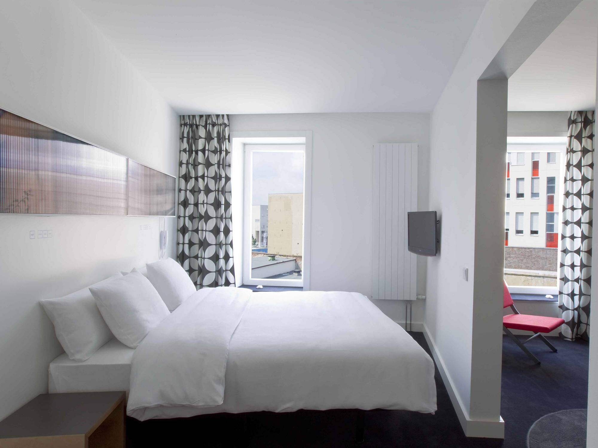 Hotel Gat Point Charlie Berlin Bagian luar foto